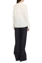 Load image into Gallery viewer, Silk blouse
