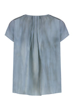 Load image into Gallery viewer, Silk blouse
