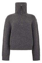 Load image into Gallery viewer, Sweater with zip collar
