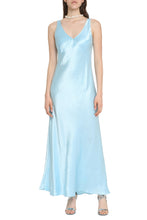 Load image into Gallery viewer, Flared dress
