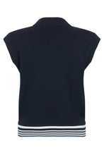 Load image into Gallery viewer, Sweater without sleeves
