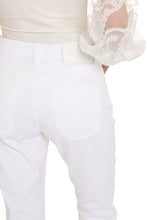 Load image into Gallery viewer, Olivia slim fit jeans

