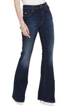 Load image into Gallery viewer, Boot-cut jeans
