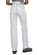 Load image into Gallery viewer, Spiral Cut straight leg jeans
