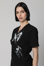 Load image into Gallery viewer, Wrap Cotton blouse
