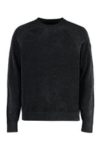 Load image into Gallery viewer, Long sleeve crew-neck sweater
