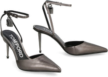Load image into Gallery viewer, Padlock leather slingback pumps
