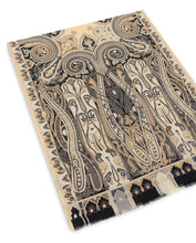 Load image into Gallery viewer, Scarf with paisley print
