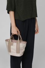 Load image into Gallery viewer, Furla Piuma S Tote
