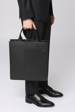 Load image into Gallery viewer, Boxy leather tote
