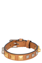 Load image into Gallery viewer, Rockstud bracelet in leather

