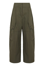Load image into Gallery viewer, Cotton gabardine trousers
