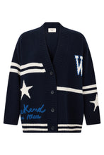 Load image into Gallery viewer, Cardigan in wool
