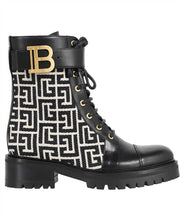 Load image into Gallery viewer, Lace-up ankle boots
