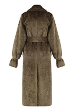 Load image into Gallery viewer, Trench Madison in eco-fur
