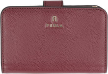 Load image into Gallery viewer, Furla Camelia grainy leather wallet
