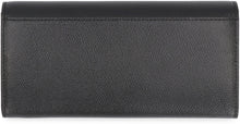 Load image into Gallery viewer, Furla Camelia leather continental wallet
