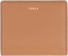 Load image into Gallery viewer, Furla Nuvola Leather wallet
