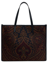 Load image into Gallery viewer, Tote bag with paisley pattern
