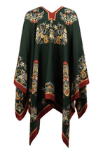 Load image into Gallery viewer, Wool cape
