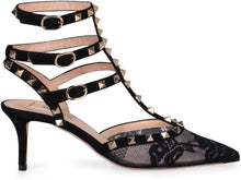 Load image into Gallery viewer, Décolleté Rockstud in Lace

