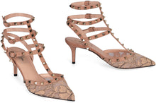 Load image into Gallery viewer, Rockstud suede and lace décolleté
