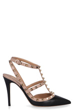 Load image into Gallery viewer, Rockstud Varnished Décolleté

