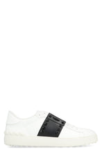 Load image into Gallery viewer, Rockstud Untitled Low-top sneakers
