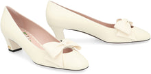 Load image into Gallery viewer, Bowow leather pumps
