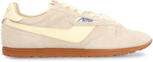Load image into Gallery viewer, Windspin Low-top sneakers
