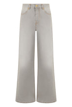 Load image into Gallery viewer, Loose jeans in cotton

