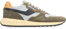 Load image into Gallery viewer, Reelwind Low-top sneakers
