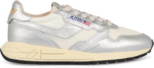 Load image into Gallery viewer, Reelwind Low-top sneakers
