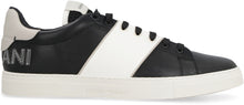 Load image into Gallery viewer, Leather low-top sneakers
