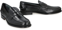 Load image into Gallery viewer, Patent leather loafers
