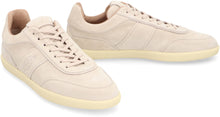 Load image into Gallery viewer, Tabs leather low sneakers

