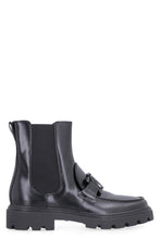 Load image into Gallery viewer, Leather Chelsea boots
