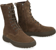Load image into Gallery viewer, Lace-up suede ankle boots
