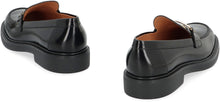 Load image into Gallery viewer, Leather loafers

