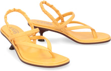 Load image into Gallery viewer, Leather thong-sandals

