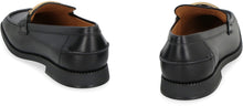 Load image into Gallery viewer, Logo detail leather loafers
