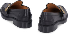Load image into Gallery viewer, Calfskin loafers
