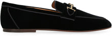 Load image into Gallery viewer, Velvet loafers
