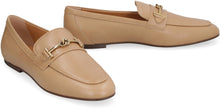Load image into Gallery viewer, Pebbled leather loafers
