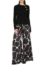 Load image into Gallery viewer, Wool-cashmere blend crew-neck sweater
