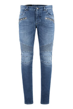 Load image into Gallery viewer, Slim fit jeans
