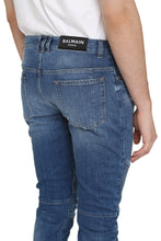Load image into Gallery viewer, Slim fit jeans
