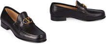 Load image into Gallery viewer, VLogo Signature leather loafers
