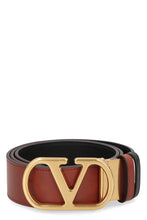 Load image into Gallery viewer, Reversible Belt Vlogo Signature in leather
