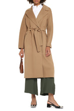 Load image into Gallery viewer, Zenith virgin wool coat

